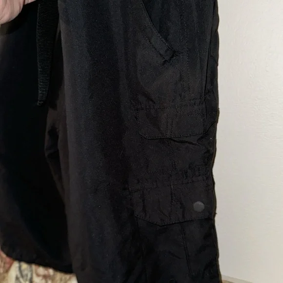 NWT- Men’s Denali Cargo Shorts - Picture 3 of 4